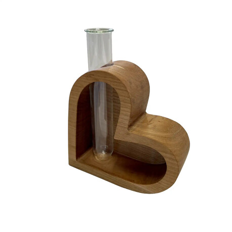 Herz mit Reagenzglas